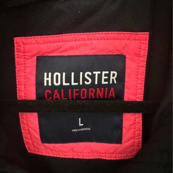 Sold Hollister Jacket - Picture 3 of 3